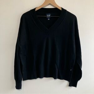 GAP V Neck Sweater Black Size Medium